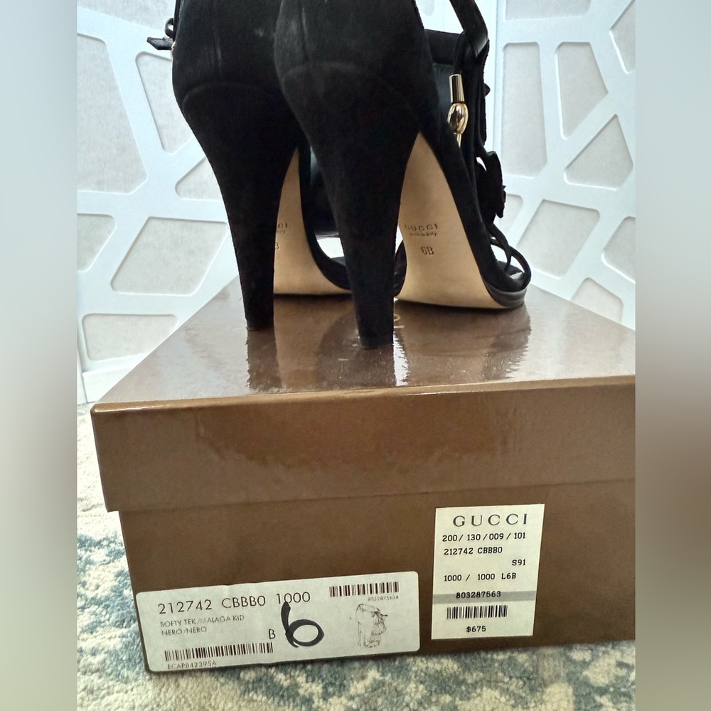 Gucci Malaga Kid Nero Black Suede Women's Heels size 6, fits like a size 7